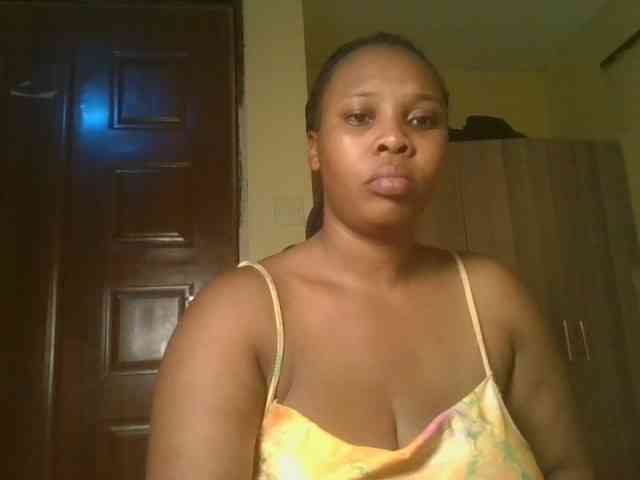 Queenlily25 webcam
