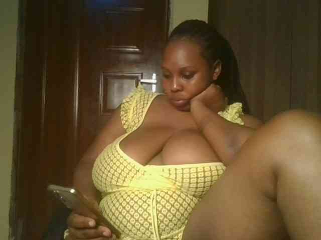 Queenlily25 webcam