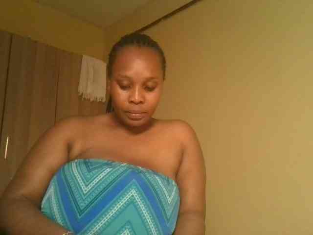 Queenlily25 webcam