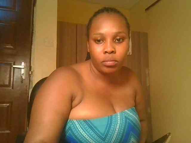 Queenlily25 webcam