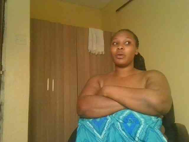 Queenlily25 webcam