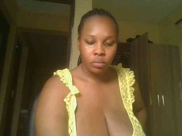 Queenlily25 webcam