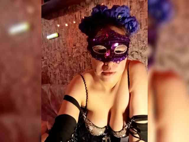 Lalilith18 webcam