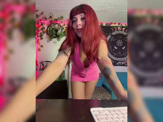 Samantha-Shelby webcam