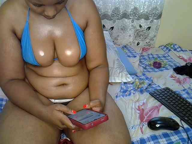 Sexxyqueenss webcam