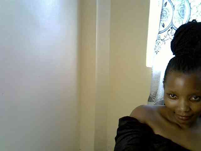 Sexxyqueenss webcam