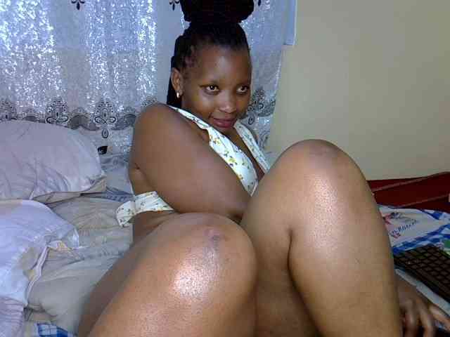 Sexxyqueenss webcam
