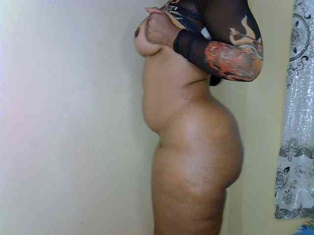 Sexxyqueenss webcam