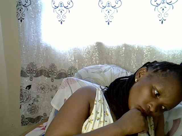 Sexxyqueenss webcam