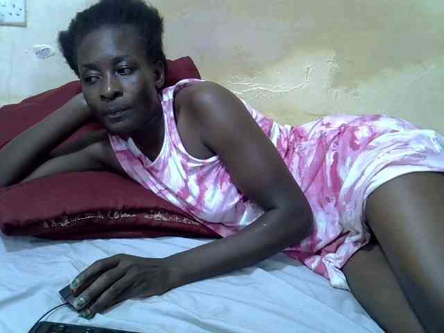 Preetypussie webcam