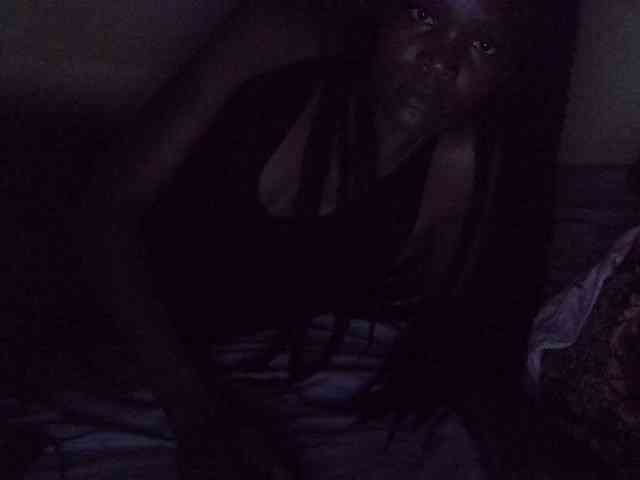 Preetypussie webcam
