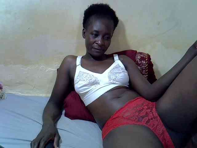 Preetypussie webcam