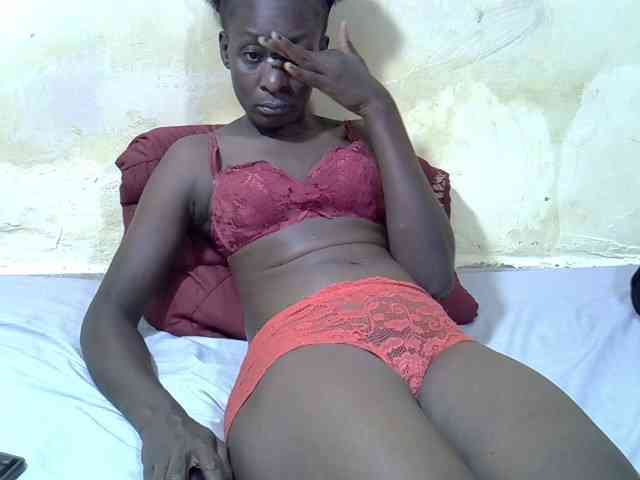 Preetypussie webcam