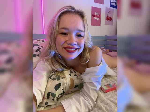 alicecutey webcam