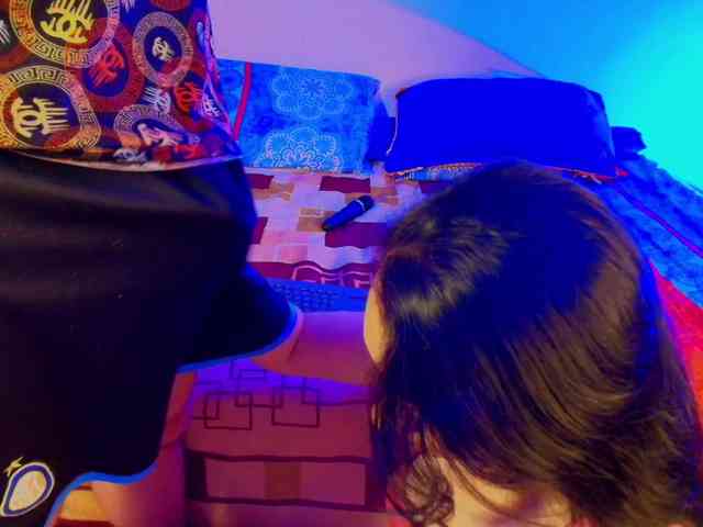 JeremmyAndStacyy webcam
