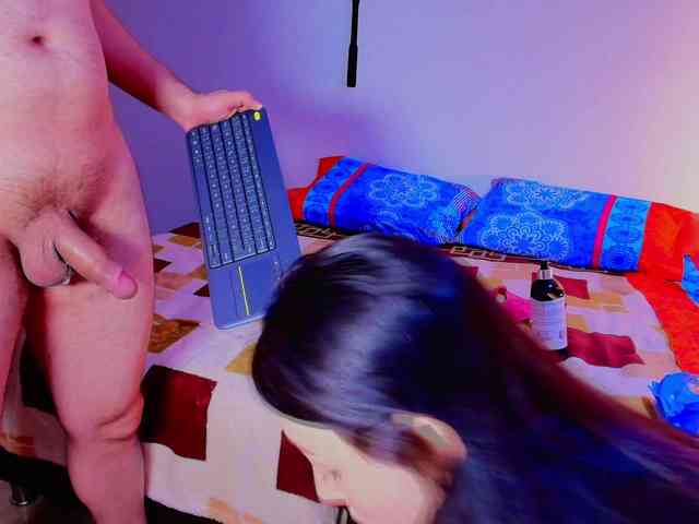 JeremmyAndStacyy webcam