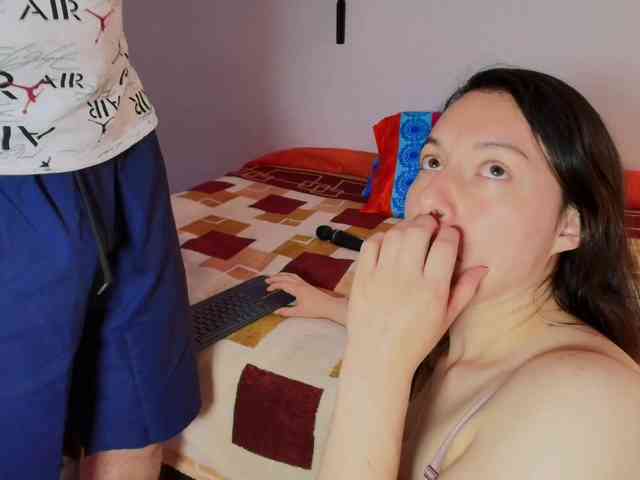 JeremmyAndStacyy webcam