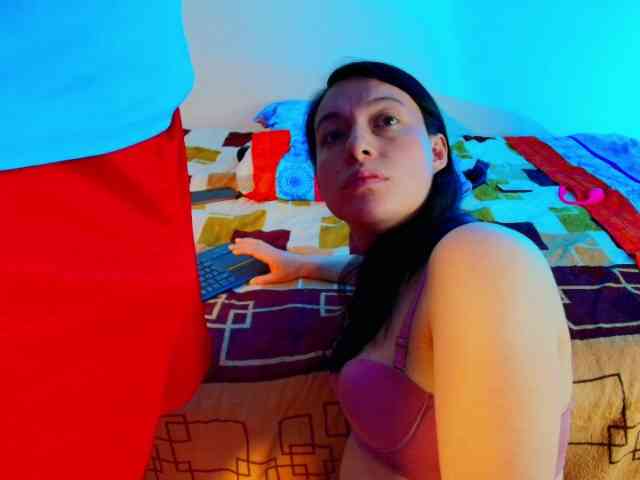 JeremmyAndStacyy webcam