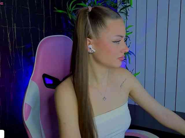 AliceReus webcam