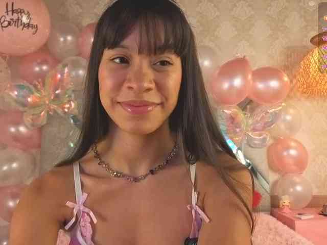 kimhilton- webcam