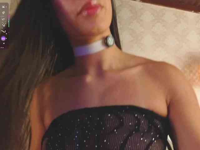 kimhilton- webcam
