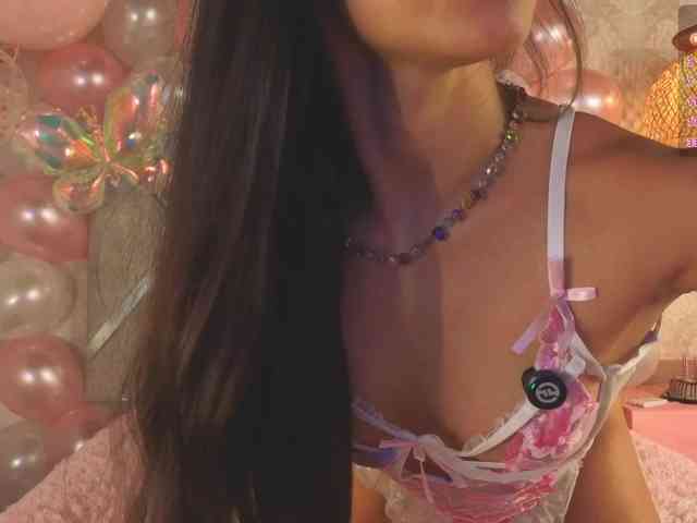 kimhilton- webcam