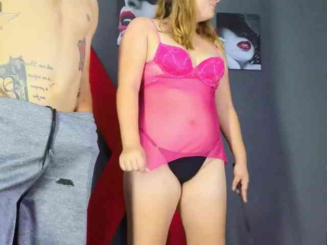 Camila-Hot-Latin webcam