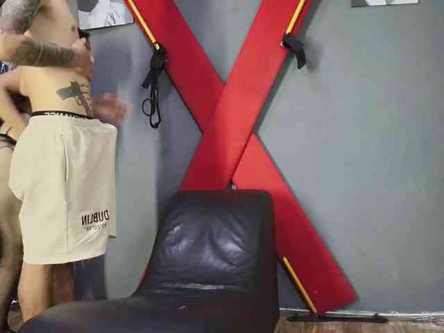 Camila-Hot-Latin webcam