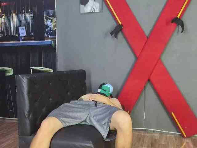 Camila-Hot-Latin webcam