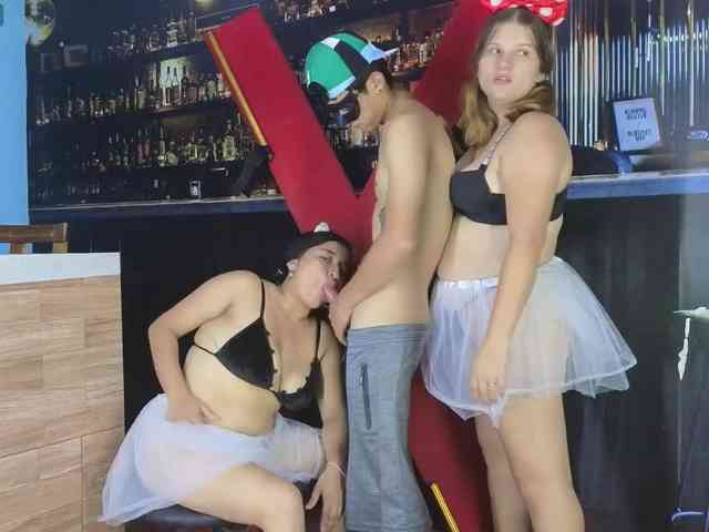 Camila-Hot-Latin webcam