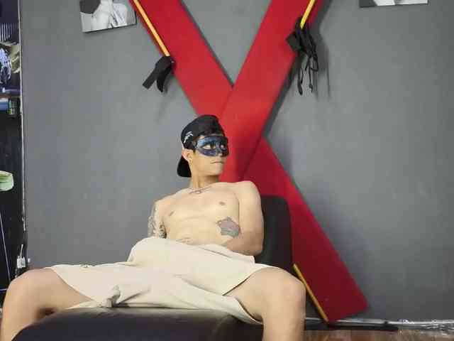 Camila-Hot-Latin webcam