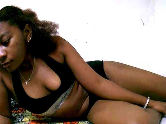 PatriciaBelle webcam