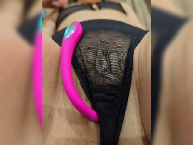 Gratis Live Sexcam mit Anallovess Anallovess