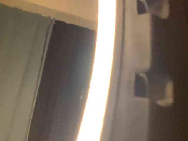 DomoniqueEdnie webcam