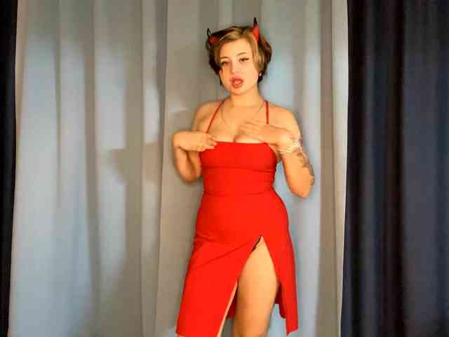 DomoniqueEdnie webcam