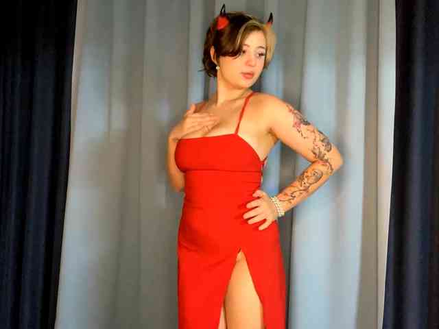 DomoniqueEdnie webcam