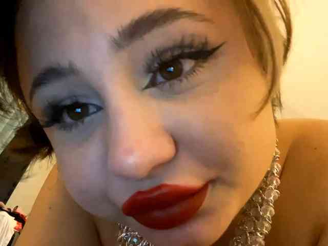 DomoniqueEdnie webcam
