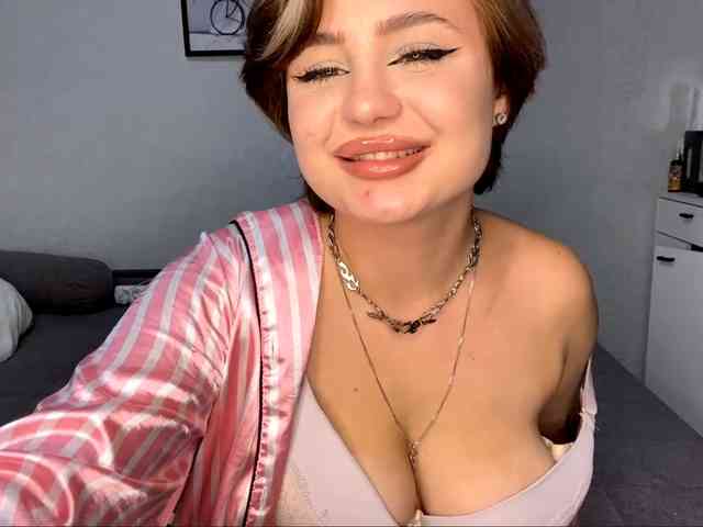 DomoniqueEdnie webcam