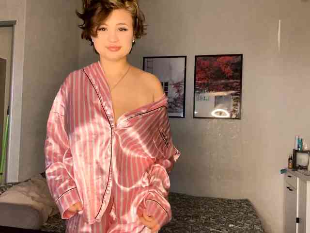 DomoniqueEdnie webcam