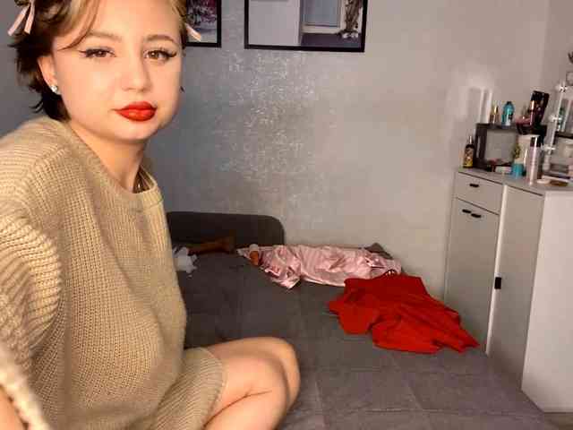 DomoniqueEdnie webcam
