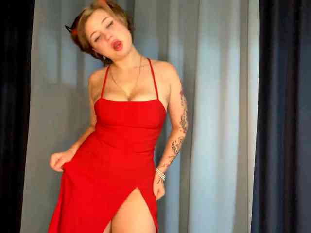 DomoniqueEdnie webcam