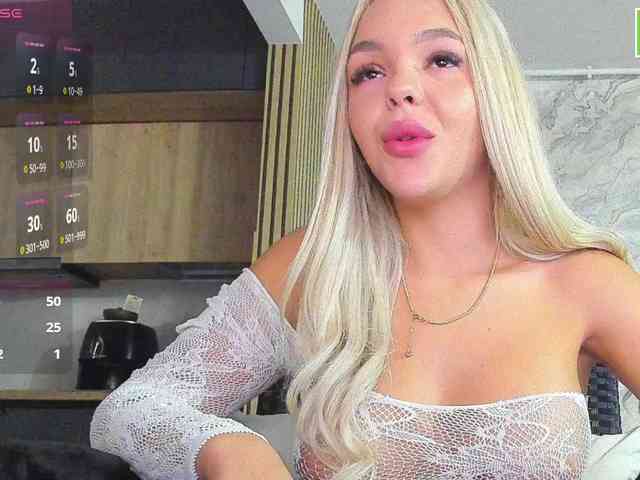 DaisyAbby03 webcam