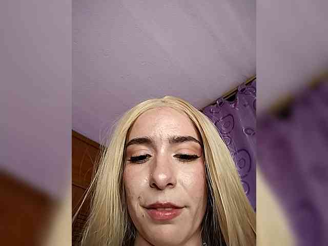 PeachRose webcam