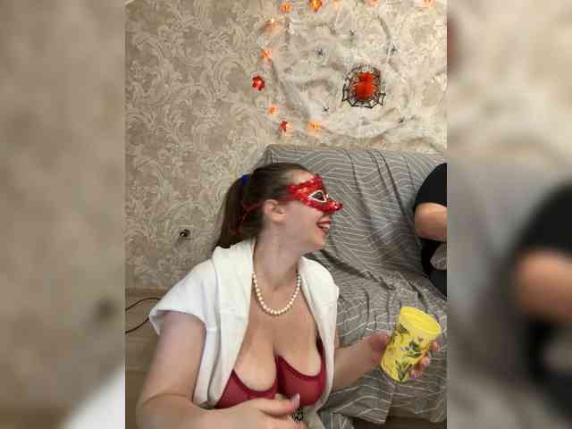 Sladkaya25pisya webcam