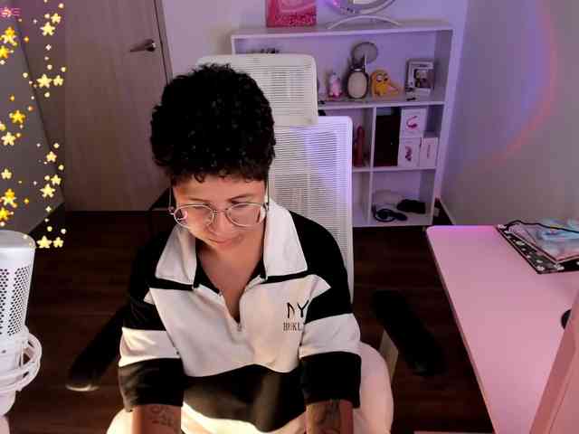 BunnybellPrincess webcam