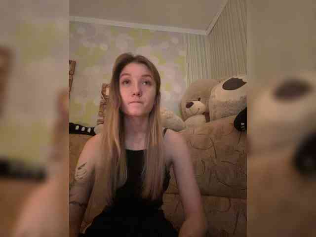 SilverxKitty webcam