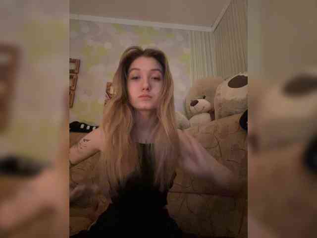 SilverxKitty webcam