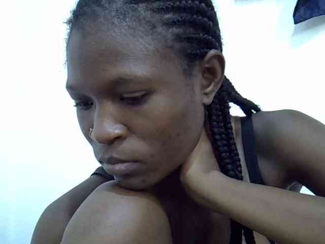 Ebonyslim webcam