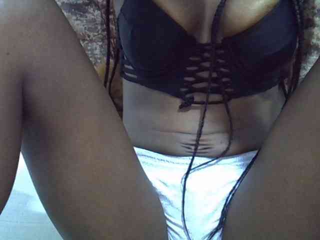 Ebonyslim webcam