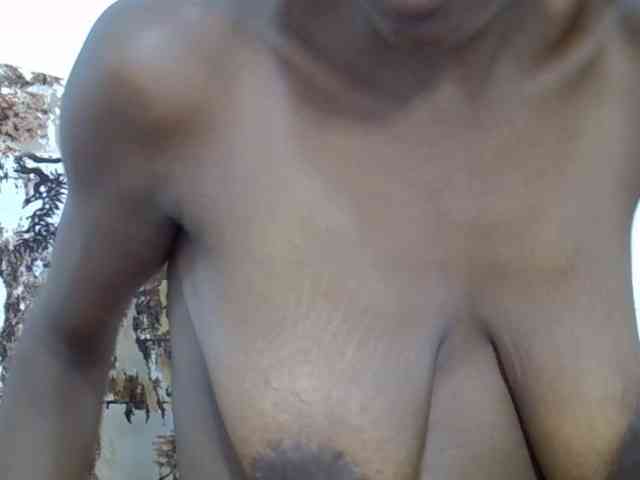Ebonyslim webcam